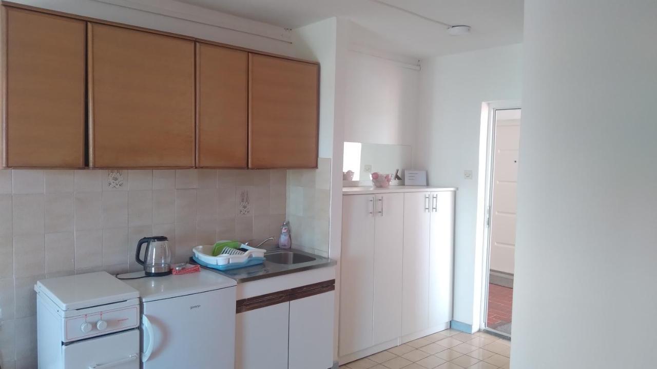 Apartmani "Lorenzo" 诺瓦利娅 外观 照片