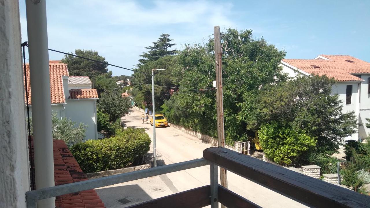 Apartmani "Lorenzo" 诺瓦利娅 外观 照片
