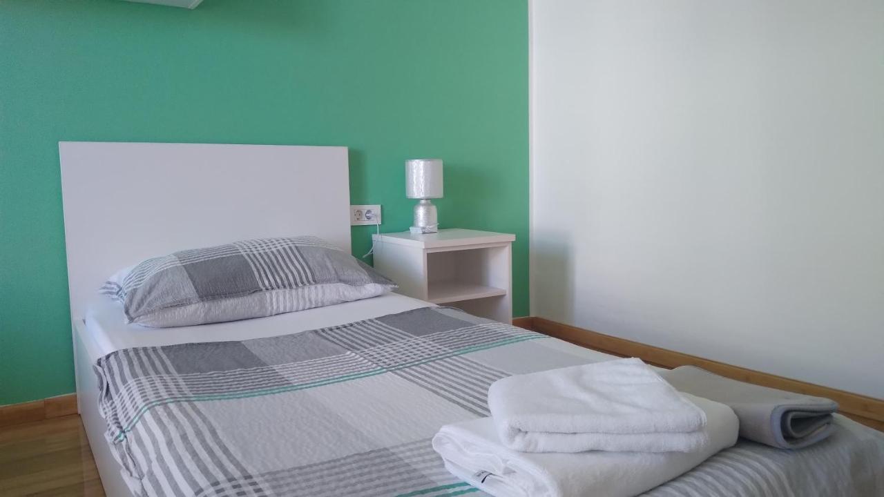 Apartmani "Lorenzo" 诺瓦利娅 外观 照片
