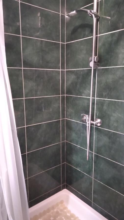 Apartmani "Lorenzo" 诺瓦利娅 外观 照片