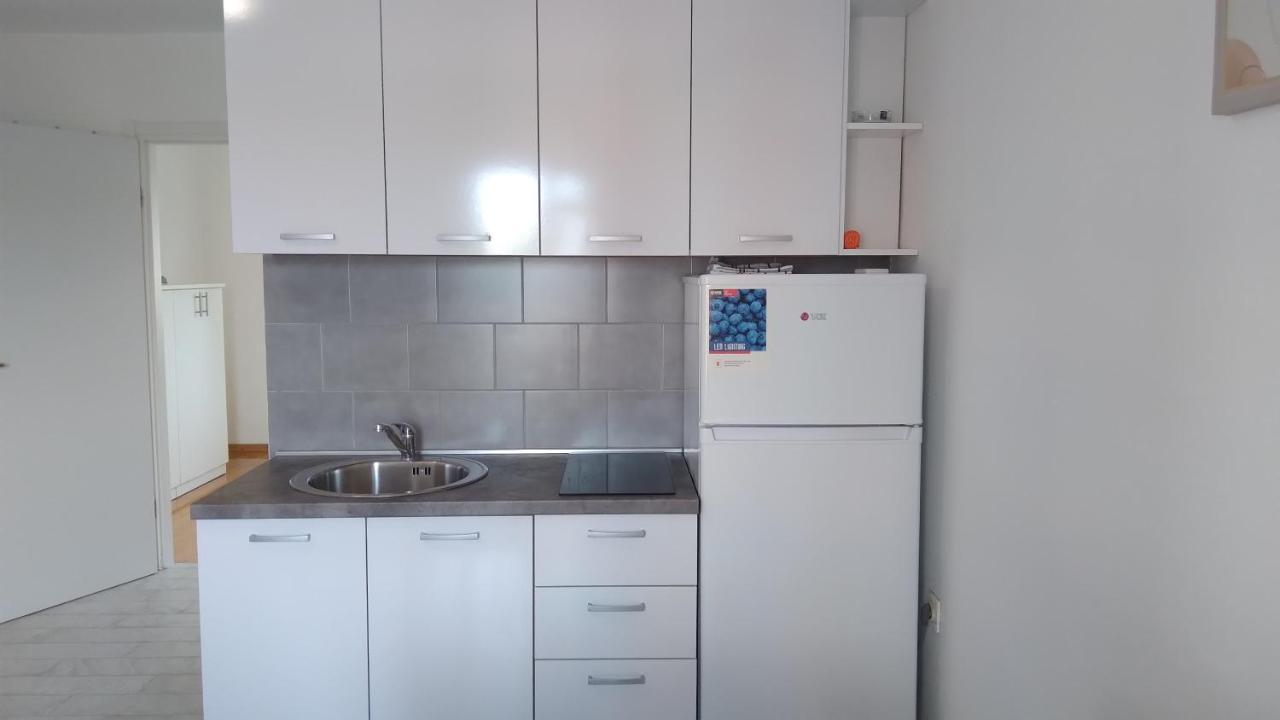 Apartmani "Lorenzo" 诺瓦利娅 外观 照片